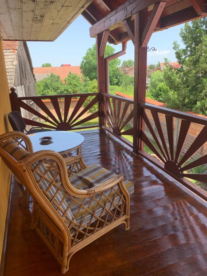 Casa Lenke Hotel Négyfalu Kültér fotó