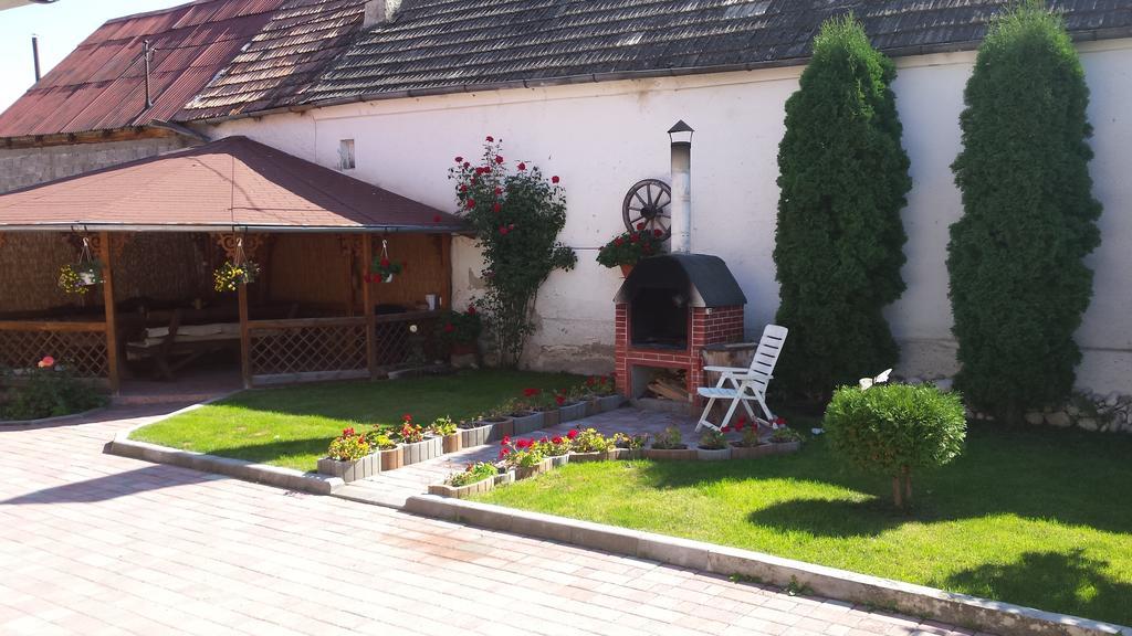 Casa Lenke Hotel Négyfalu Kültér fotó