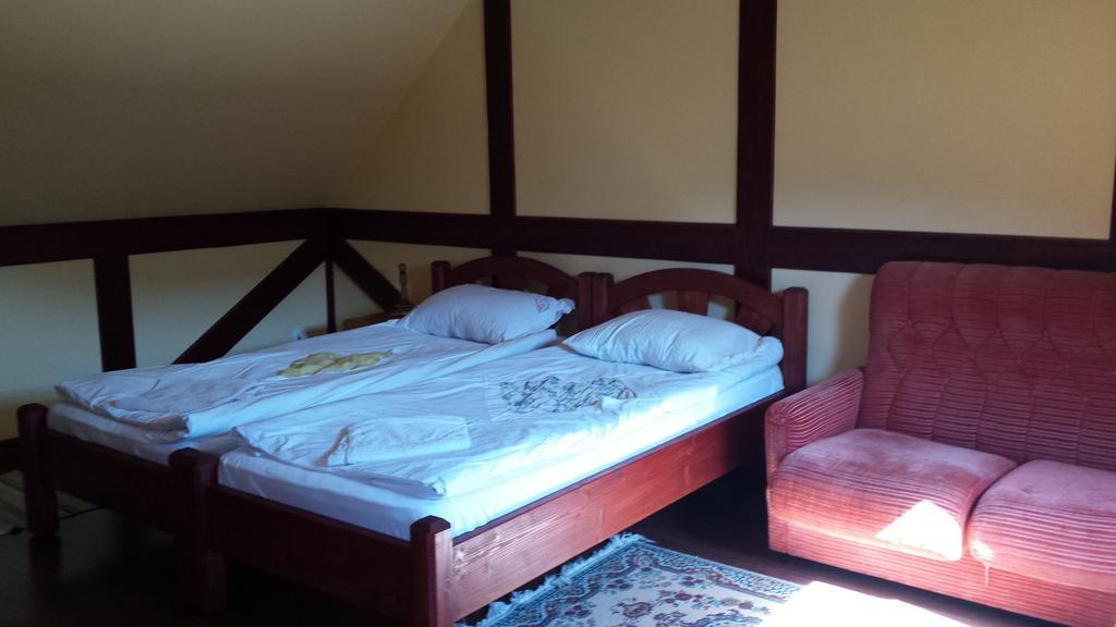 Casa Lenke Hotel Négyfalu Szoba fotó